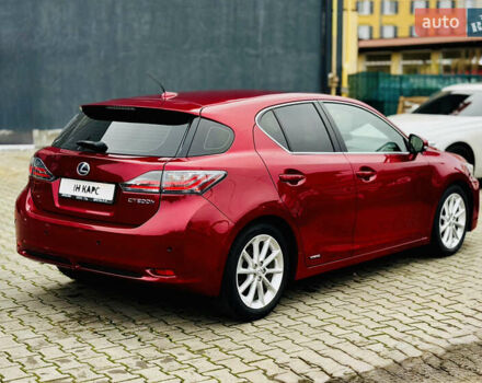 Червоний Лексус СТ, об'ємом двигуна 1.8 л та пробігом 189 тис. км за 13100 $, фото 4 на Automoto.ua