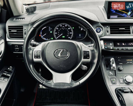 Червоний Лексус СТ, об'ємом двигуна 1.8 л та пробігом 189 тис. км за 13100 $, фото 21 на Automoto.ua