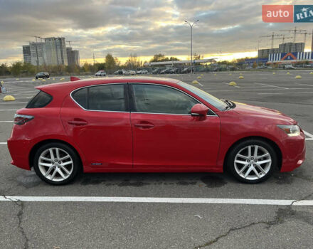Лексус СТ 2014 в Киеве на Automoto.ua Красный Лексус СТ, объемом двигателя 1.8 л и пробегом 180 тыс. км за 12600 $, фото 8 на Automoto.ua