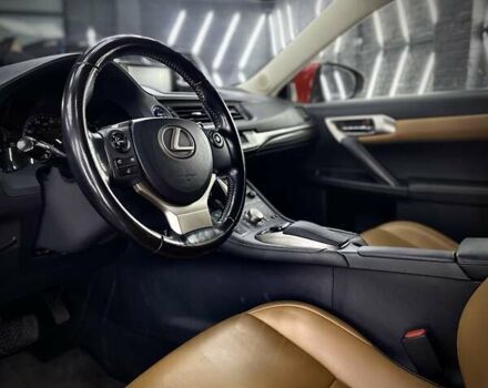 Червоний Лексус СТ, об'ємом двигуна 1.8 л та пробігом 87 тис. км за 16500 $, фото 5 на Automoto.ua