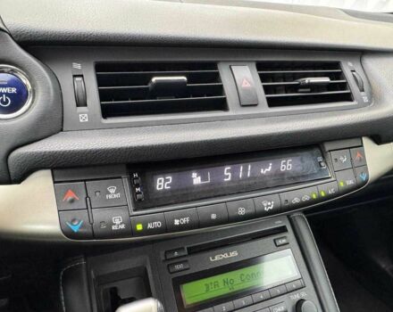 Красный Лексус СТ, объемом двигателя 1.8 л и пробегом 98 тыс. км за 14900 $, фото 18 на Automoto.ua