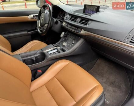 Червоний Лексус СТ, об'ємом двигуна 1.8 л та пробігом 87 тис. км за 16500 $, фото 12 на Automoto.ua