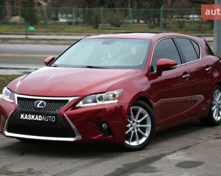 Красный Лексус СТ, объемом двигателя 1.8 л и пробегом 122 тыс. км за 10400 $, фото 1 на Automoto.ua