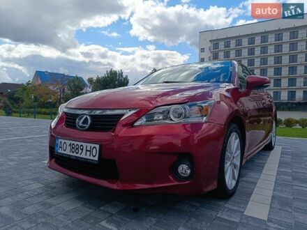 Червоний Лексус СТ, об'ємом двигуна 1.8 л та пробігом 199 тис. км за 13000 $, фото 1 на Automoto.ua