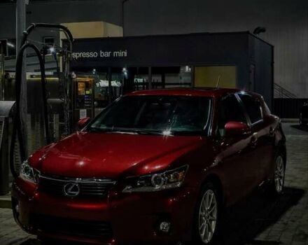 Червоний Лексус СТ, об'ємом двигуна 1.8 л та пробігом 209 тис. км за 20925 $, фото 1 на Automoto.ua