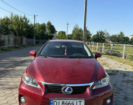Красный Лексус СТ, объемом двигателя 1.8 л и пробегом 160 тыс. км за 11900 $, фото 1 на Automoto.ua