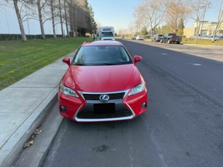 Лексус СТ 2016 у Івано-Франківську на Automoto.ua Червоний Лексус СТ, об'ємом двигуна 1.8 л та пробігом 98 тис. км за 12000 $, фото 1 на Automoto.ua