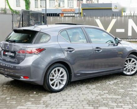 Лексус СТ, об'ємом двигуна 0 л та пробігом 128 тис. км за 13500 $, фото 5 на Automoto.ua