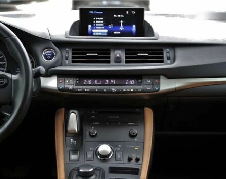 Лексус СТ 2014 в Киеве на Automoto.ua Лексус СТ, объемом двигателя 1.8 л и пробегом 228 тыс. км за 15600 $, фото 15 на Automoto.ua