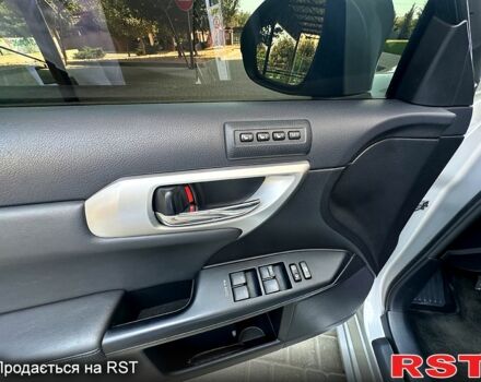 Лексус СТ, объемом двигателя 1.8 л и пробегом 88 тыс. км за 14500 $, фото 6 на Automoto.ua