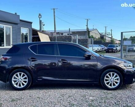 Лексус СТ, объемом двигателя 0 л и пробегом 185 тыс. км за 11800 $, фото 3 на Automoto.ua