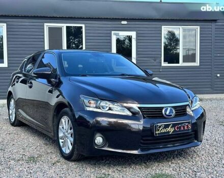 Лексус СТ, объемом двигателя 0 л и пробегом 185 тыс. км за 11800 $, фото 2 на Automoto.ua