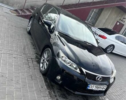 Лексус СТ, объемом двигателя 1.8 л и пробегом 180 тыс. км за 12400 $, фото 1 на Automoto.ua