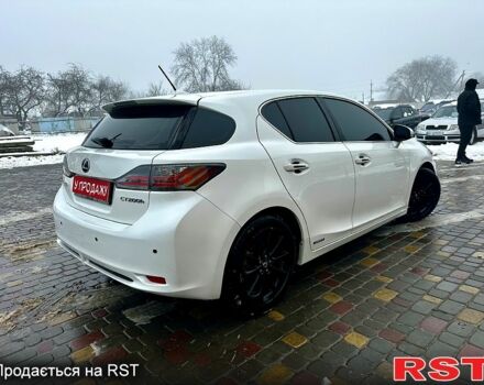 Лексус СТ, объемом двигателя 1.8 л и пробегом 302 тыс. км за 13200 $, фото 3 на Automoto.ua