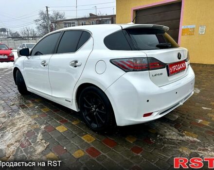 Лексус СТ, объемом двигателя 1.8 л и пробегом 302 тыс. км за 13200 $, фото 5 на Automoto.ua