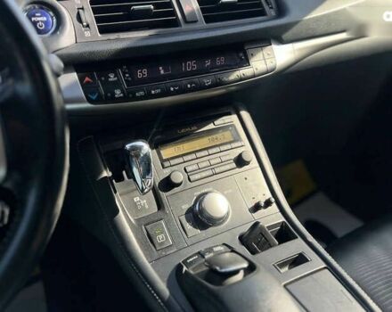 Лексус СТ, объемом двигателя 0 л и пробегом 350 тыс. км за 10900 $, фото 17 на Automoto.ua