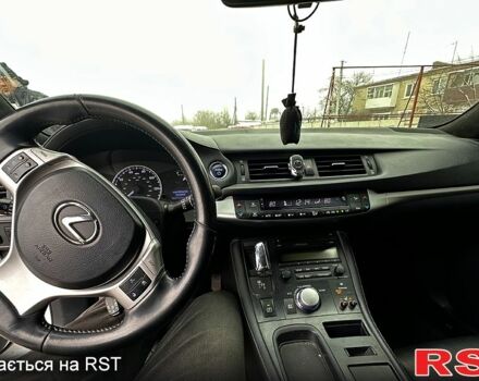 Лексус СТ, объемом двигателя 1.8 л и пробегом 302 тыс. км за 13200 $, фото 8 на Automoto.ua