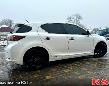 Лексус СТ, объемом двигателя 1.8 л и пробегом 302 тыс. км за 13200 $, фото 2 на Automoto.ua