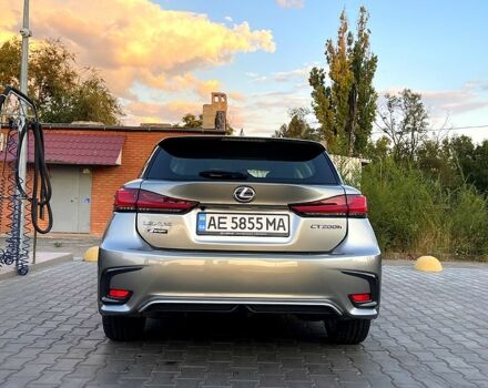 Лексус СТ, объемом двигателя 1.8 л и пробегом 111 тыс. км за 17000 $, фото 5 на Automoto.ua