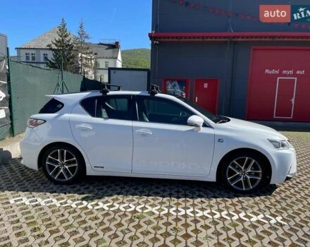 Лексус СТ, об'ємом двигуна 1.8 л та пробігом 172 тис. км за 15500 $, фото 1 на Automoto.ua