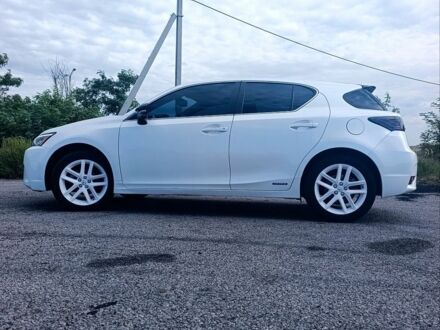 Лексус СТ, об'ємом двигуна 1.8 л та пробігом 450 тис. км за 16000 $, фото 1 на Automoto.ua