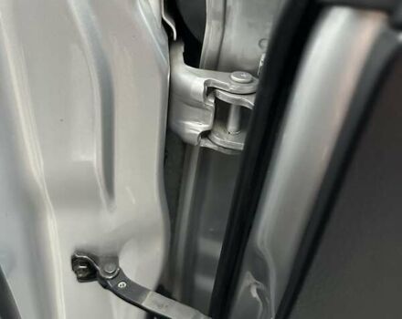 Серый Лексус СТ, объемом двигателя 1.8 л и пробегом 246 тыс. км за 10900 $, фото 29 на Automoto.ua