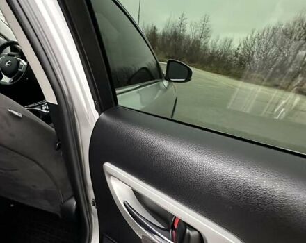 Серый Лексус СТ, объемом двигателя 1.8 л и пробегом 246 тыс. км за 10900 $, фото 15 на Automoto.ua