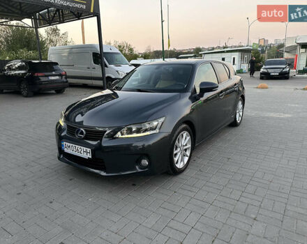 Сірий Лексус СТ, об'ємом двигуна 1.8 л та пробігом 170 тис. км за 13400 $, фото 6 на Automoto.ua