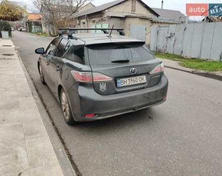 Серый Лексус СТ, объемом двигателя 1.8 л и пробегом 200 тыс. км за 11000 $, фото 3 на Automoto.ua