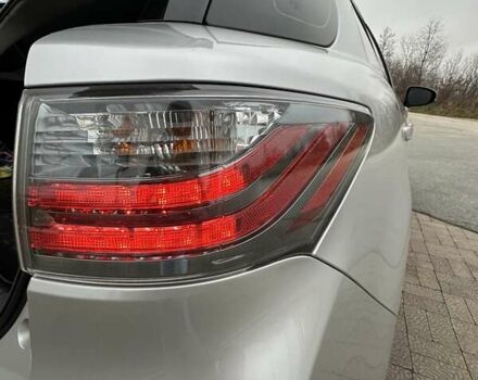 Серый Лексус СТ, объемом двигателя 1.8 л и пробегом 246 тыс. км за 10900 $, фото 14 на Automoto.ua