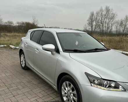 Серый Лексус СТ, объемом двигателя 1.8 л и пробегом 246 тыс. км за 10900 $, фото 3 на Automoto.ua