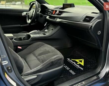 Серый Лексус СТ, объемом двигателя 1.8 л и пробегом 125 тыс. км за 12500 $, фото 19 на Automoto.ua