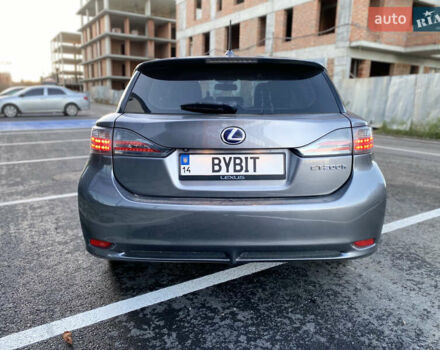 Сірий Лексус СТ, об'ємом двигуна 1.8 л та пробігом 285 тис. км за 11800 $, фото 10 на Automoto.ua