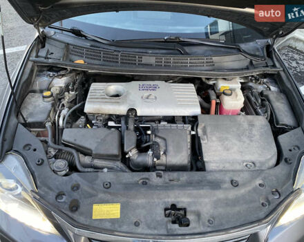 Сірий Лексус СТ, об'ємом двигуна 1.8 л та пробігом 285 тис. км за 11800 $, фото 37 на Automoto.ua