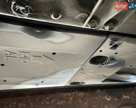 Серый Лексус СТ, объемом двигателя 1.8 л и пробегом 150 тыс. км за 15200 $, фото 24 на Automoto.ua