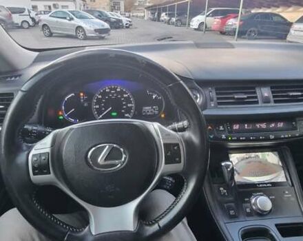 Лексус СТ 2013 в Черновцах на Automoto.ua Серый Лексус СТ, объемом двигателя 1.8 л и пробегом 174 тыс. км за 11500 $, фото 27 на Automoto.ua