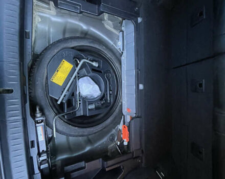 Серый Лексус СТ, объемом двигателя 1.8 л и пробегом 150 тыс. км за 15200 $, фото 66 на Automoto.ua