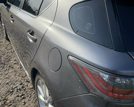 Серый Лексус СТ, объемом двигателя 1.8 л и пробегом 150 тыс. км за 15200 $, фото 14 на Automoto.ua