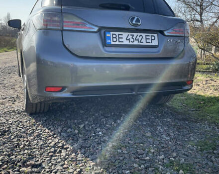 Серый Лексус СТ, объемом двигателя 1.8 л и пробегом 150 тыс. км за 15200 $, фото 17 на Automoto.ua