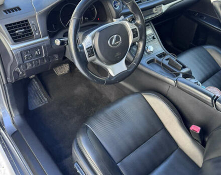 Сірий Лексус СТ, об'ємом двигуна 1.8 л та пробігом 298 тис. км за 9500 $, фото 10 на Automoto.ua