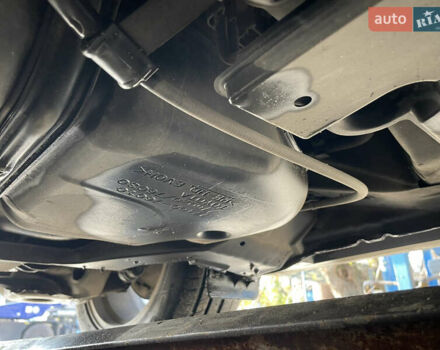 Серый Лексус СТ, объемом двигателя 1.8 л и пробегом 150 тыс. км за 15200 $, фото 25 на Automoto.ua