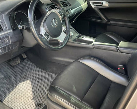 Серый Лексус СТ, объемом двигателя 1.8 л и пробегом 150 тыс. км за 15200 $, фото 53 на Automoto.ua