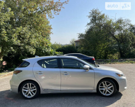 Лексус СТ 2014 в Львове на Automoto.ua Серый Лексус СТ, объемом двигателя 1.8 л и пробегом 220 тыс. км за 11500 $, фото 2 на Automoto.ua