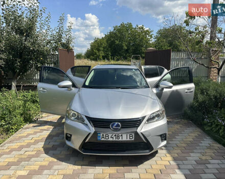 Сірий Лексус СТ, об'ємом двигуна 1.8 л та пробігом 220 тис. км за 14500 $, фото 10 на Automoto.ua