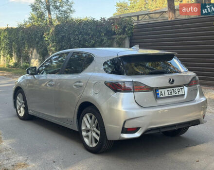 Серый Лексус СТ, объемом двигателя 1.8 л и пробегом 165 тыс. км за 14000 $, фото 5 на Automoto.ua