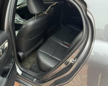 Серый Лексус СТ, объемом двигателя 1.8 л и пробегом 184 тыс. км за 18500 $, фото 16 на Automoto.ua