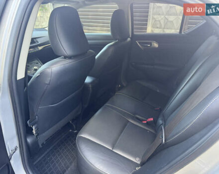 Серый Лексус СТ, объемом двигателя 1.8 л и пробегом 165 тыс. км за 14000 $, фото 19 на Automoto.ua