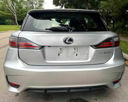 Сірий Лексус СТ, об'ємом двигуна 0 л та пробігом 118 тис. км за 6000 $, фото 4 на Automoto.ua