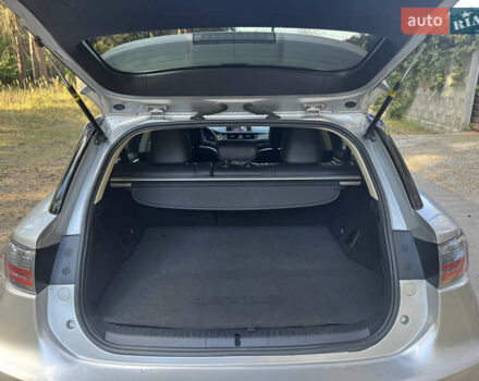 Серый Лексус СТ, объемом двигателя 1.8 л и пробегом 165 тыс. км за 14000 $, фото 16 на Automoto.ua