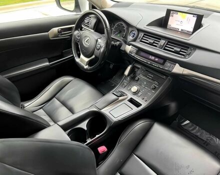 Сірий Лексус СТ, об'ємом двигуна 0 л та пробігом 118 тис. км за 6000 $, фото 7 на Automoto.ua